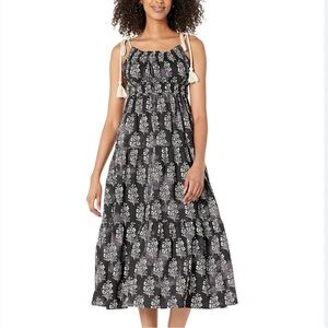 Moon River Black & cream floral tie dress